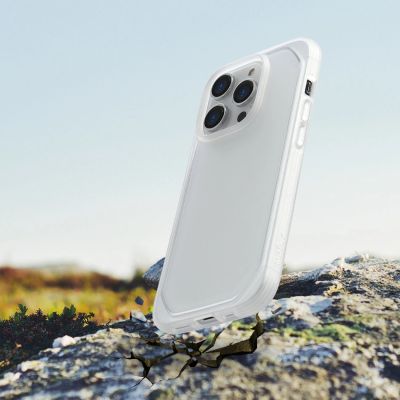 11. Raptic X-Doria Slim Case iPhone 14 Pro back cover clear