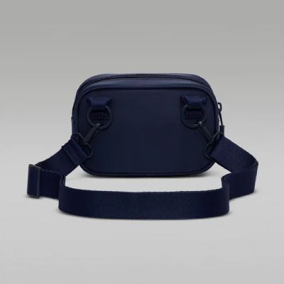2. Jordan WA0870-U90 bag