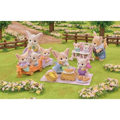 7. Sylvanian Families 5698 Toy Set