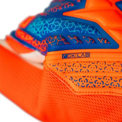 7. Reusch Attrakt Starter Solid Jr 5572514 2290 Goalkeeper Gloves