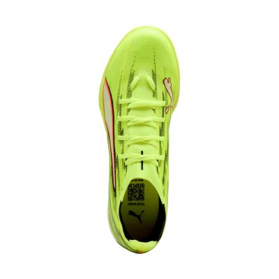 10. Puma Ultra 6 Match IT 109002 01 football boots