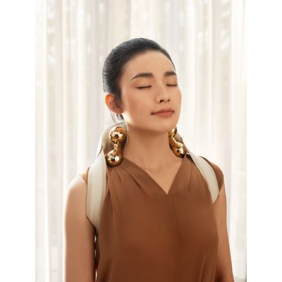 9. SKG H7 Ultra-E Neck Massager (Neck, Shoulders) Gold