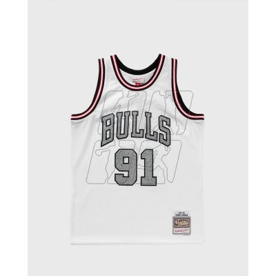 4. Mitchell &amp; Ness NBA Cracked Cement Swingman Jersey Bulls 1997 Dennis Rodman TFSM5934-CBU97DRDWHIT