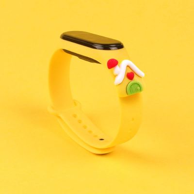 2. Strap Xmas for Xiaomi Mi Band 5 / 6 Christmas Silicone Strap Bracelet with House - Yellow