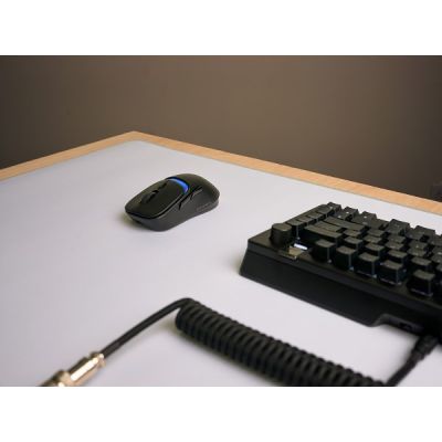 31. Glorious Gaming Model D3 Wireless Mouse Right-handed RF Wireless Optical 30000 DPI