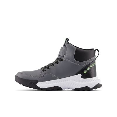 3. New Balance Jr GT800TG3 Shoes