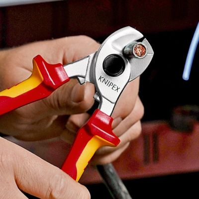 5. Cable Cutters 50 mm² 1000 V Knipex