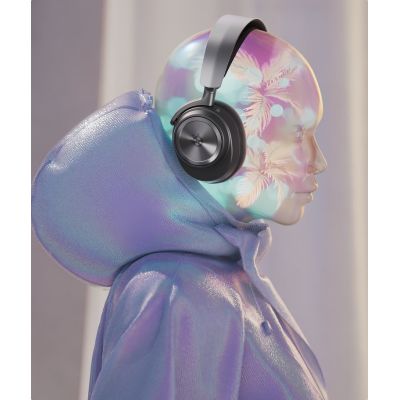 7. SteelSeries Gaming Headset Arctis Nova Pro X Over-Ear Noise Cancelling Wireless Wireless