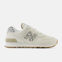Women’s Classic New Balance 574 Lifestyle Shoes (WL574XD2)