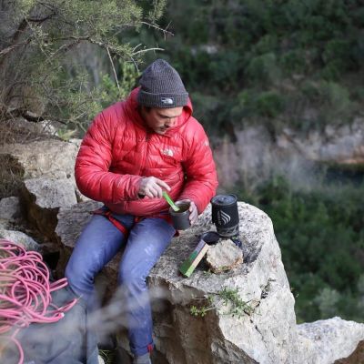 6. JETBOIL micromo-carbon stove
