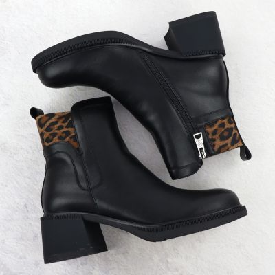 4. Black leather ankle boots with a block heel, Vinceza 26-66855