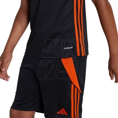 6. adidas Table 23 Jersey Jr JJ1156