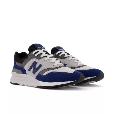 10. New Balance sports shoes M CM997HVE