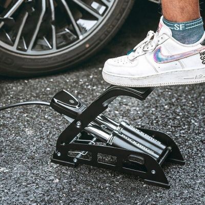 2. Rockbros 42430001001 Foot Pump with Display - Black