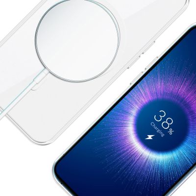 9. 3mk Clear MagCase for Apple iPhone 16E - transparent
