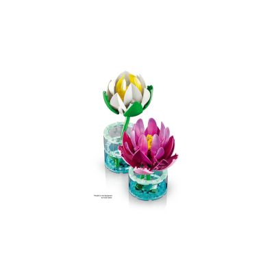 7. LEGO Botanical Collection 11511 - Water Lilies