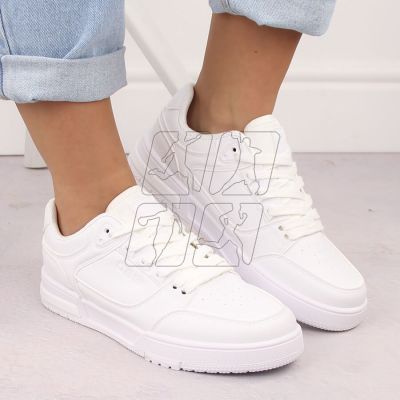 8. Big Star W OO274A549 white sports shoes