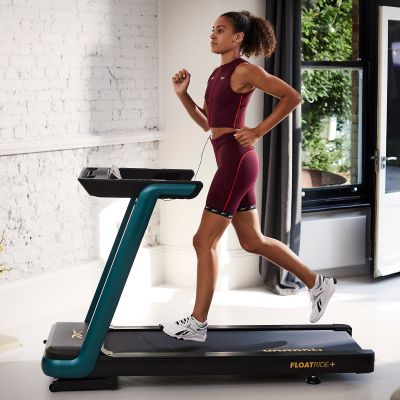 18. Reebok FR20z Floatride RVFR-10121GRZ Electric Treadmill