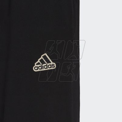 7. Adidas Essentials Feelcomfy French Terry Shorts M HE1815
