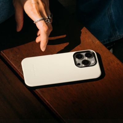 4. MagSafe compatible iPhone 16 case