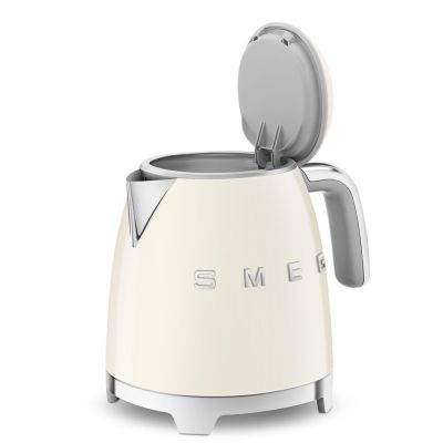 7. SMEG KLF05CREU mini 0.8L creme kettle
