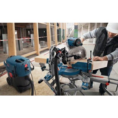 2. Bosch GAS 35 L SFC+ Professional Black, Blue 1200 W