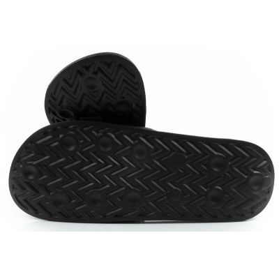 9. Gap men's sneakers Murphy slip-on slippers comfortable lightweight black