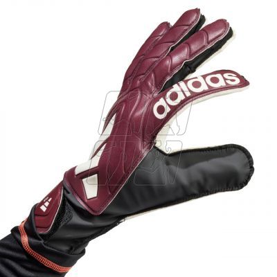 2. Adidas Copa Club M IQ4017 goalkeeper gloves