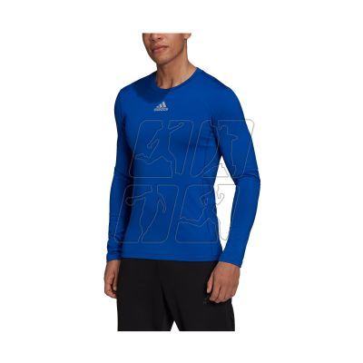 2. T-shirt adidas TechFit Warm M H23127