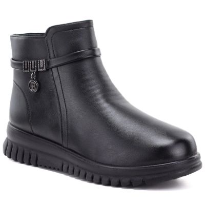 5. Comfortable women's ankle boots with a wedge, black Potocki PT16397