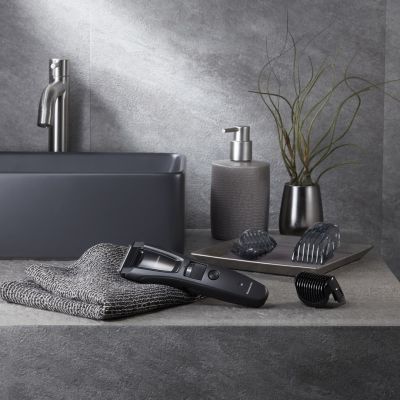 4. Panasonic ER-GB62-H503 Hair Trimmer Black 39 Nickel-Metal Hydride (NiMH)