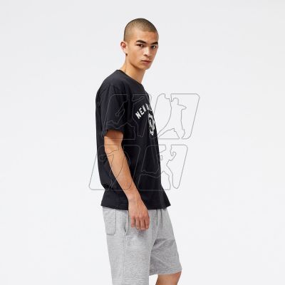 7. New Balance Sport Seasonal Graphic Cot BK M T-shirt MT31904BK