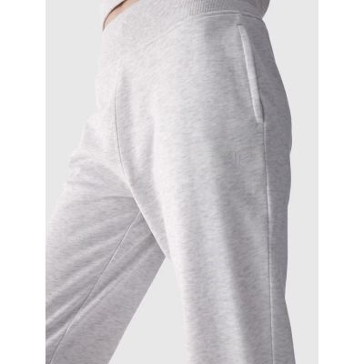 4. Women's jogger sweatpants 4F 4FWMM00TTROF0945-27M