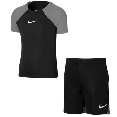 3. Nike Academy Pro Training Kit Jr DH9484 013