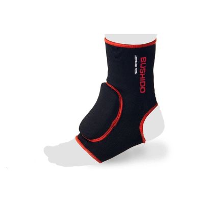 8. ANKLE PROTECTORS WITH PROTECTIVE LAYER - S