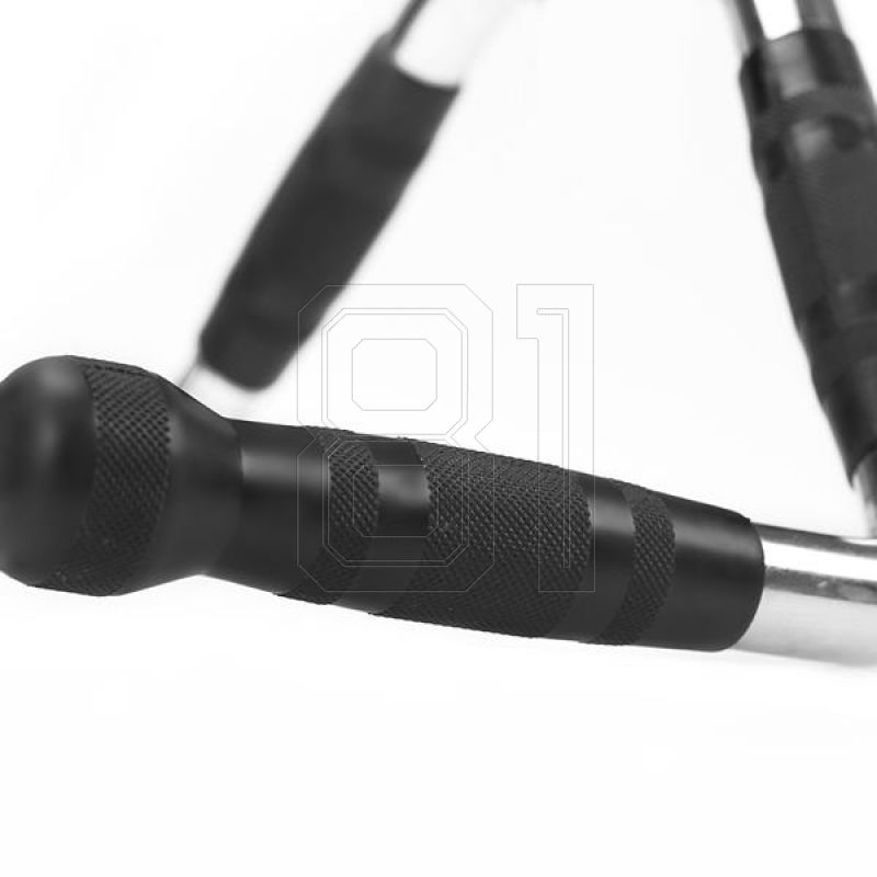 37. HMS UW17 handle