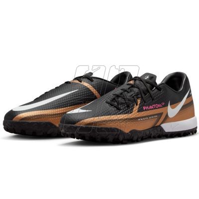 4. Nike Phantom GT2 Academy Qatar TF M DR5965 810 football shoes