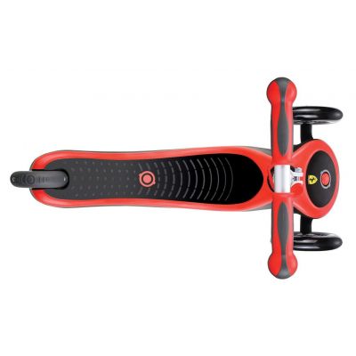 12. Globber 440-152-2 Ferrari 3-wheel scooter HS-TNK-000009781