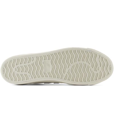 3. New Balance unisex BB100CVA shoes