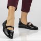 8. Women's leather ballet flats with a belt, black Filippo DP7742