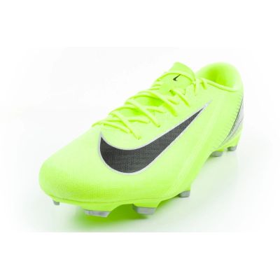 3. Nike Zoom Vapor 16 Academy FG/MG Football Boots FQ8374-700