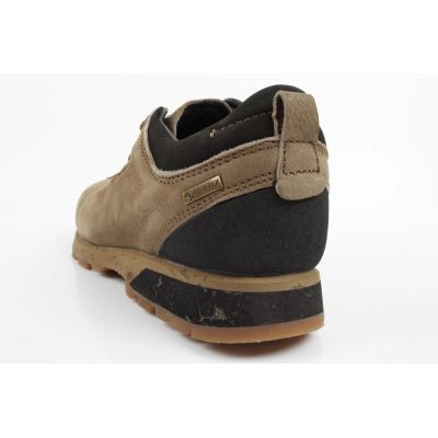 5. Aku Bellamont women's leather trekking shoes, durable, brown