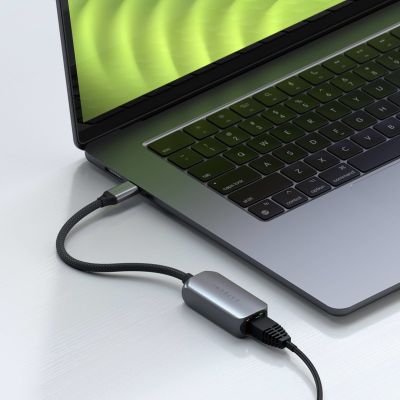 2. Satechi Ethernet Adapter - USB-C 2.5 to Ethernet adapter (space gray)