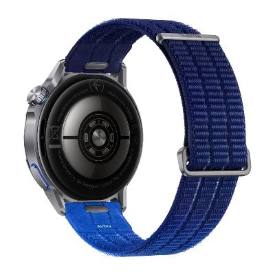 4. Huawei WATCH GT Runner 2 3.35 cm (1.32") AMOLED Digital 466 x 466 px Touchscreen Titanium GPS