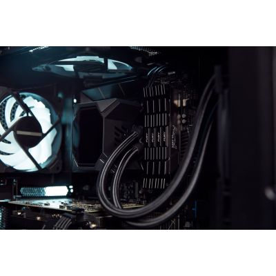 3. KINGSTON FURY Renegade DDR4 32GB 3600MHz CL16 (Kit x2) Black