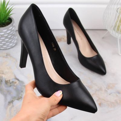 20. Sergio Leone W SK415A black high heel pumps