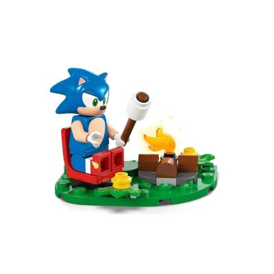 7. LEGO SONIC 77001 Sonic and the Camp Battle