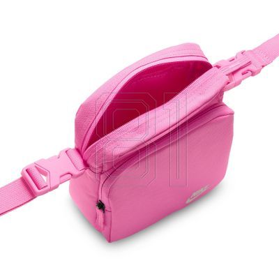 4. Nike Heritage Crossbody Bag DB0456-676