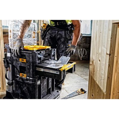 22. DeWALT TSTAK III Black, Yellow