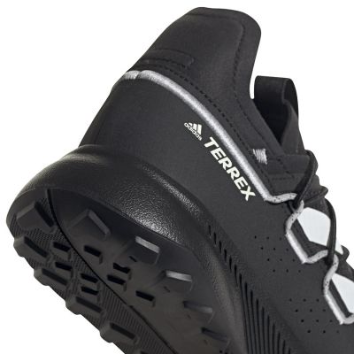6. Adidas Terrex Voyager 21 M FZ2225 shoes